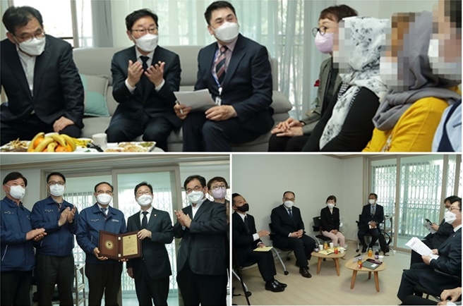 박범계 법무부장관이 울산에 정착한 특별기여자 가정을 방문하여 지역사회 정착 과정에서 어려움과 애로사항을 청취하고 있다./「1가구 1전담 멘토단」과 간담회를 갖고 있다./현대중공업 관계자에게 감사패를 전달하고 있다.(사진제공=법무부)
