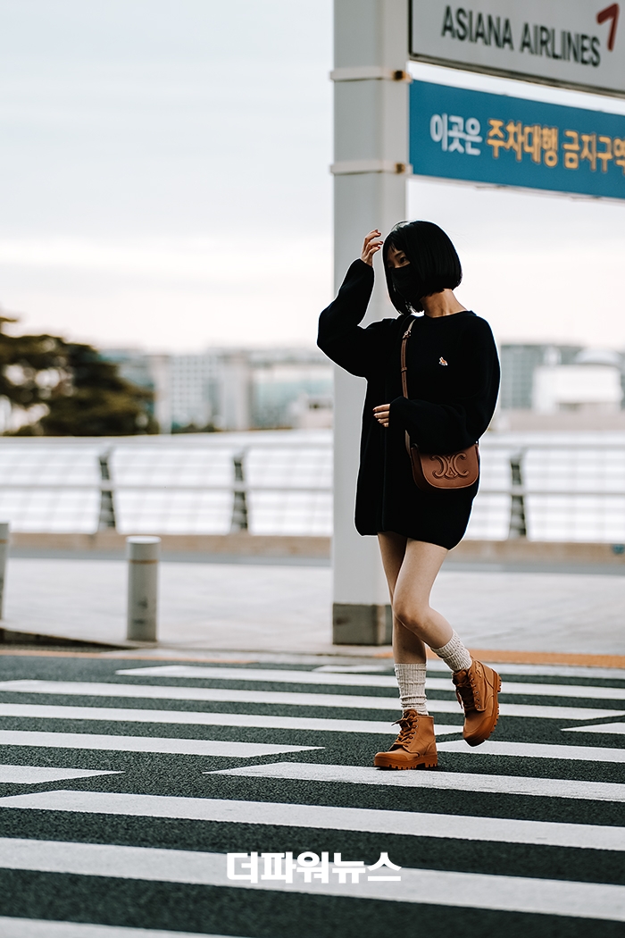 이유비, 인천국제공항 출국
