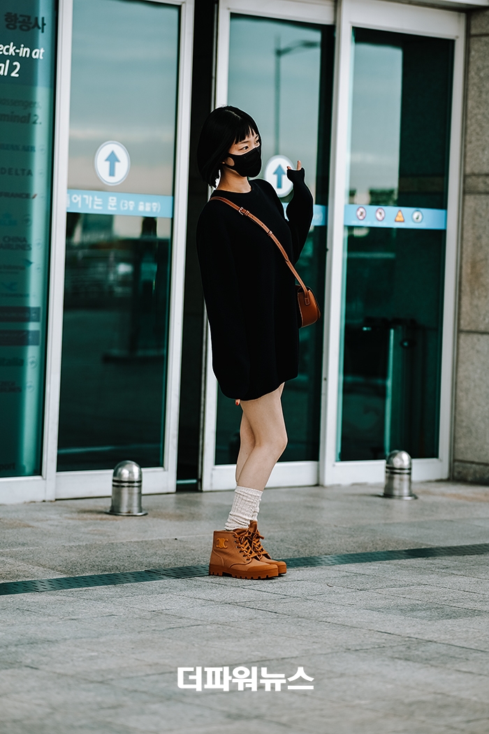이유비, 인천국제공항 출국