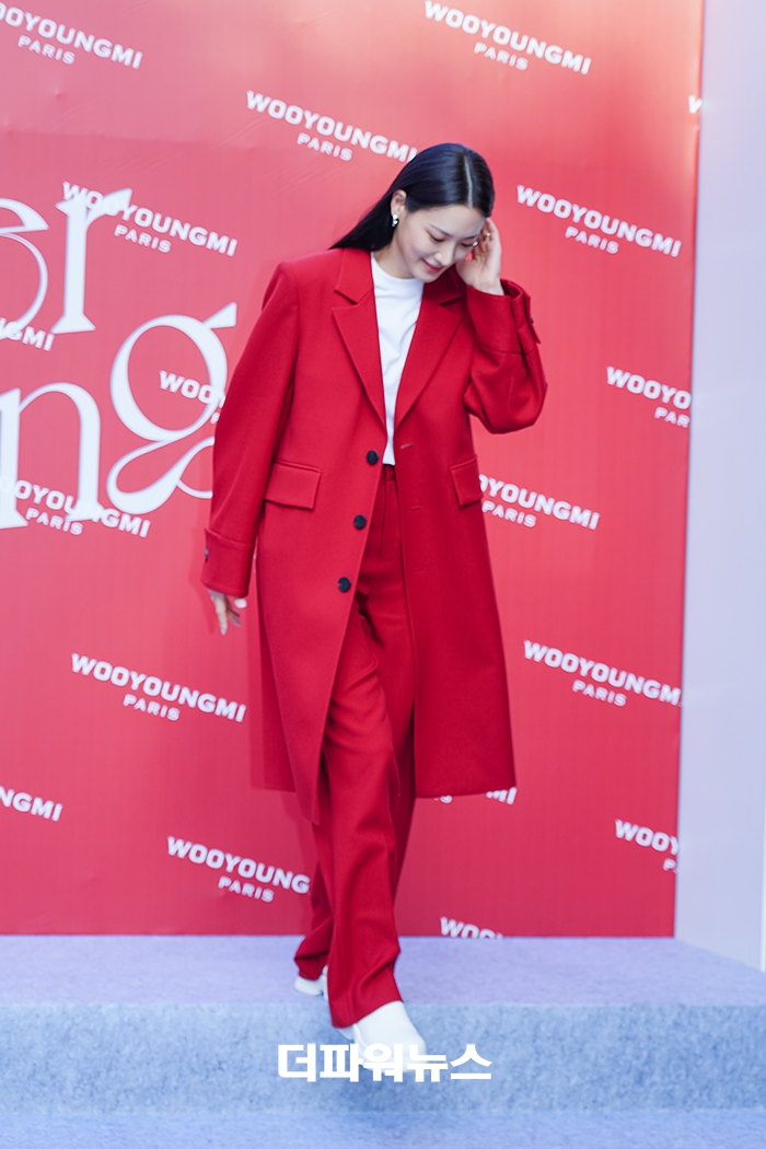 수현, 런칭 행사
