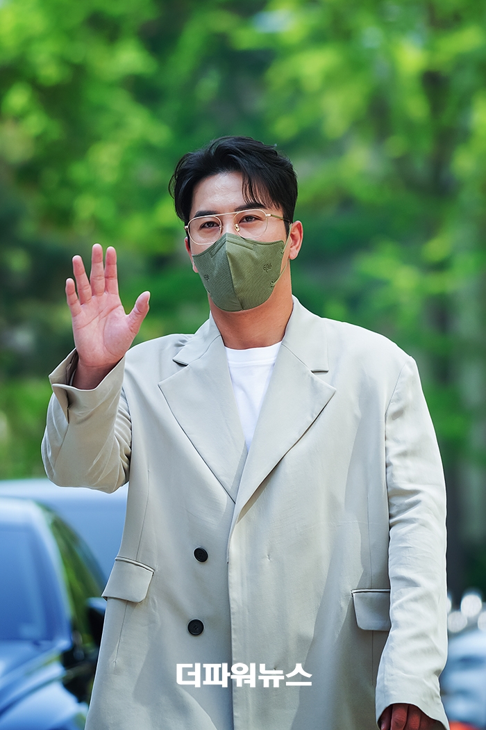 장민호, KBS 주접이풍년 출근길