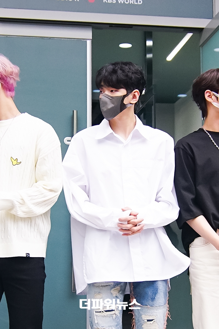 DKZ 재찬, KBS 예능 메타돌 출근길