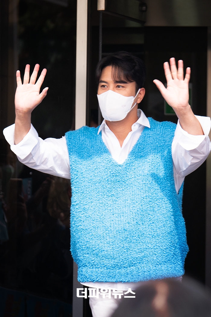 장민호, KBS 주접이풍년 출근길