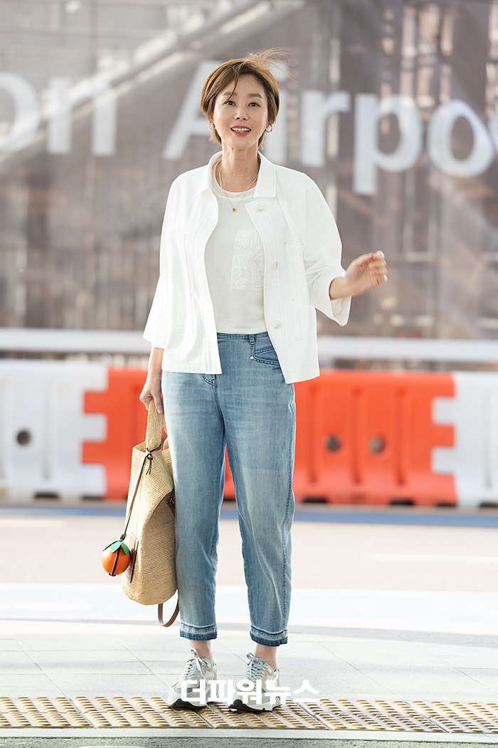 김성령, 인천국제공항 출국
