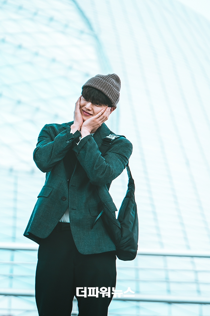 송강, 인천국제공항 출국