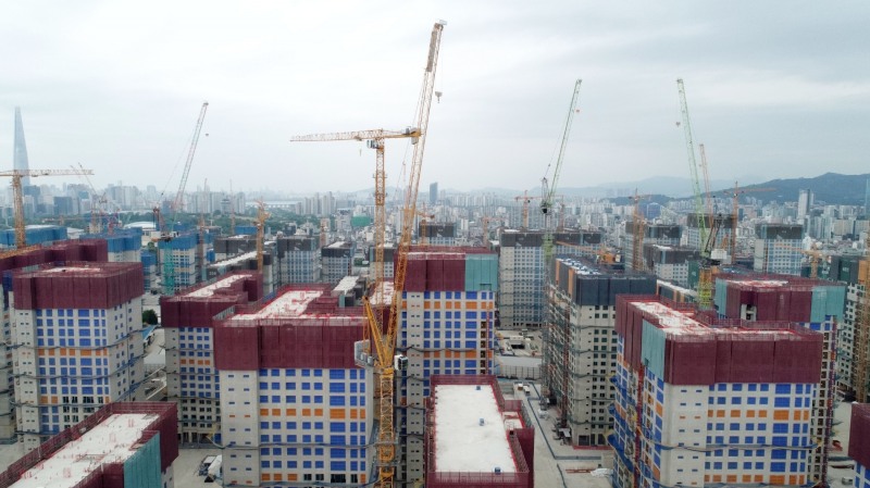 재건축사업을 진행 중인 서울 강동구 둔촌주공아파트 현장.(사진=연합뉴스)