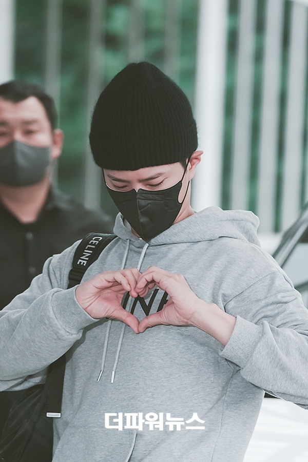 박보검, 김포국제공항 입국