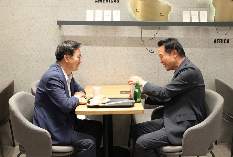 김동연, 임태희 당선인 조찬회동