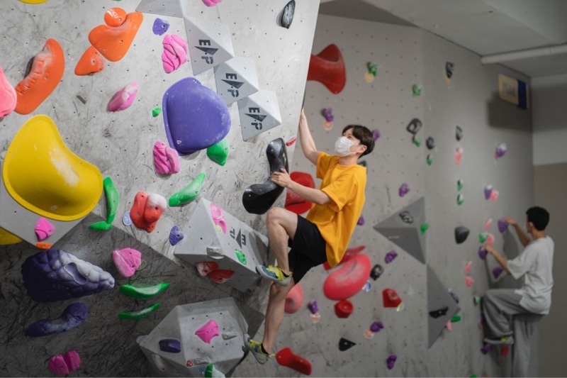 CGV, 카톡 선물하기로 클라이밍짐 ‘PEAKERS’ 이용권 선보여