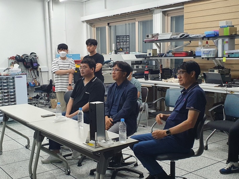 누리호 발사 큐브위성 랑데브 지상국 교신 성공