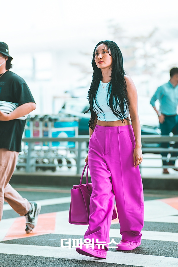 화사, 인천국제공항 출국