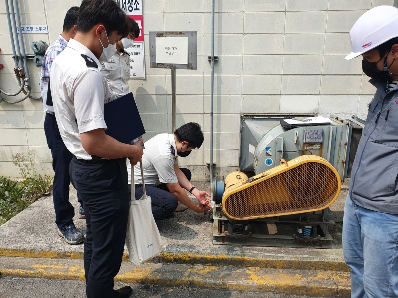 위험물 제조소등 단속 장면