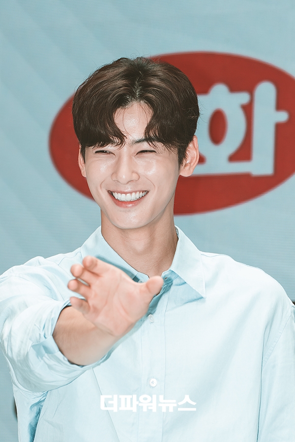 차은우, 팬사인회