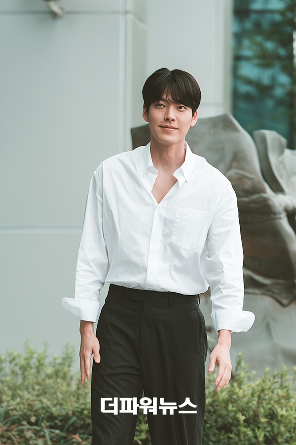 김우빈, MBC 라디오 출근길