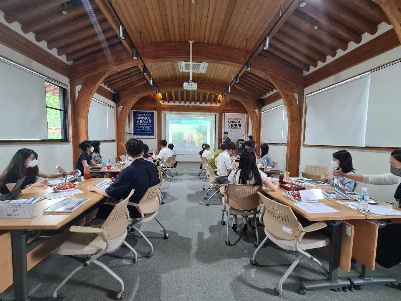 유니크베뉴_수원전통문화관