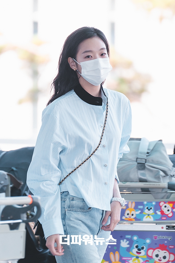 김고은, 인천국제공항 출국