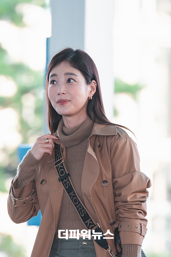 기은세, 인천국제공항 출국