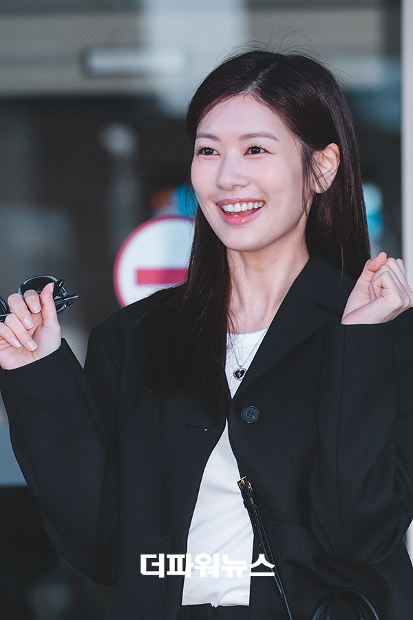 정소민, 인천국제공항 출국
