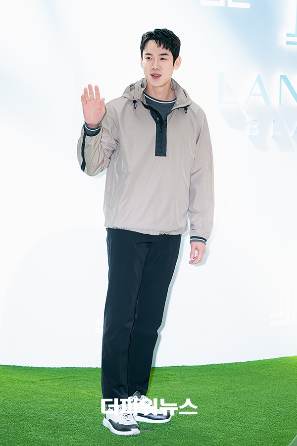 유연석, 런칭 행사