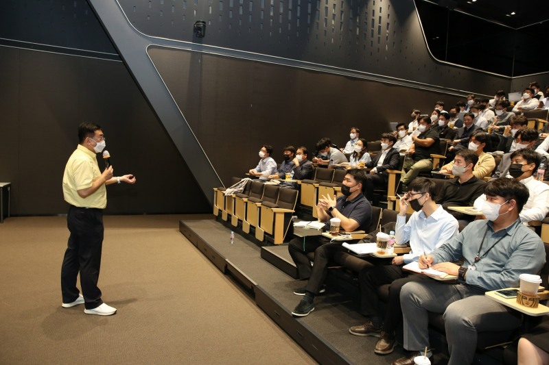 한화건설이 28일 장교동 한화빌딩 Auditorium에서 H-디벨로퍼 프로그램(H-Developer Program)을 개최했다.(사진=한화건설)