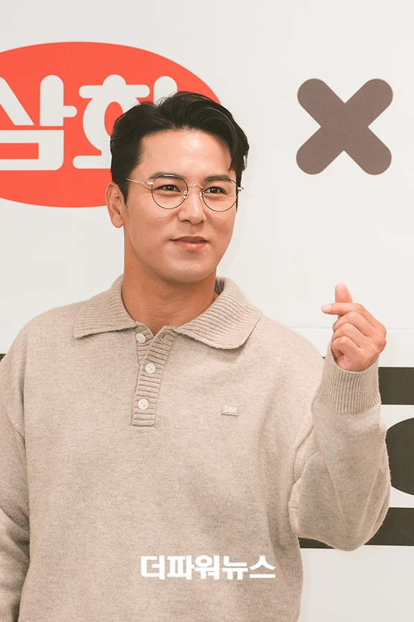 장민호, 팬사인회 현장