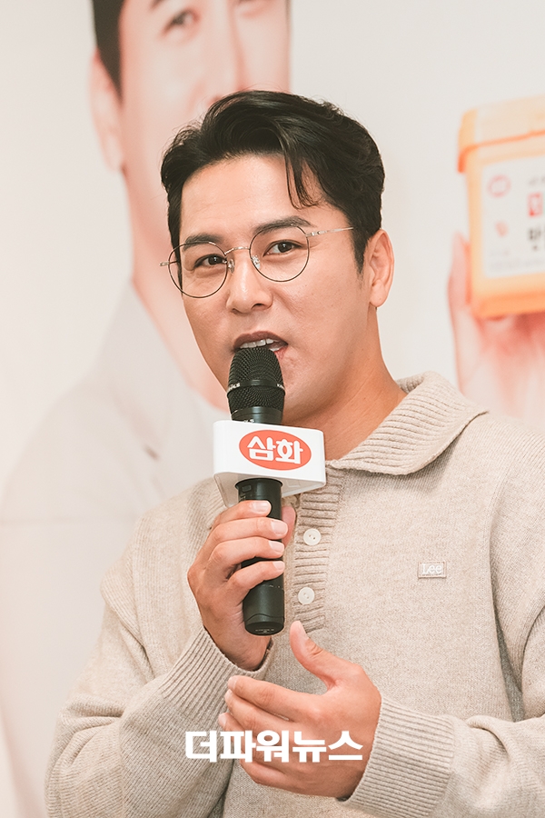 장민호, 팬사인회 현장
