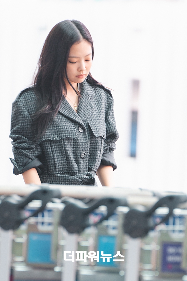 제니, 인천국제공항 출국