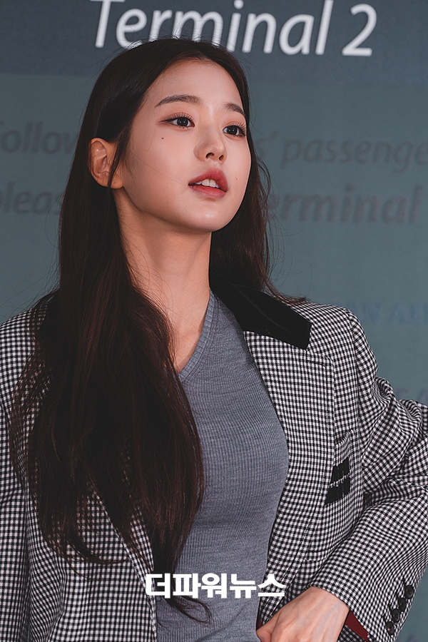 장원영, 인천국제공항 출국