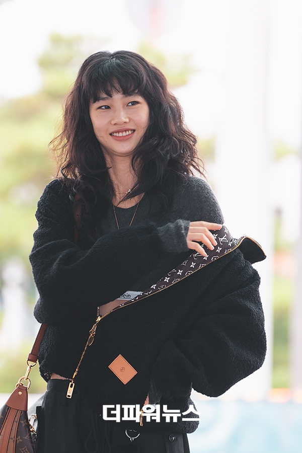 장호연, 인천국제공항 출국