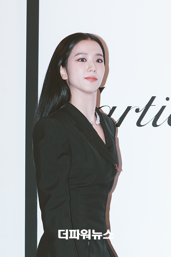 블랙핑크 지수, 오프닝 행사