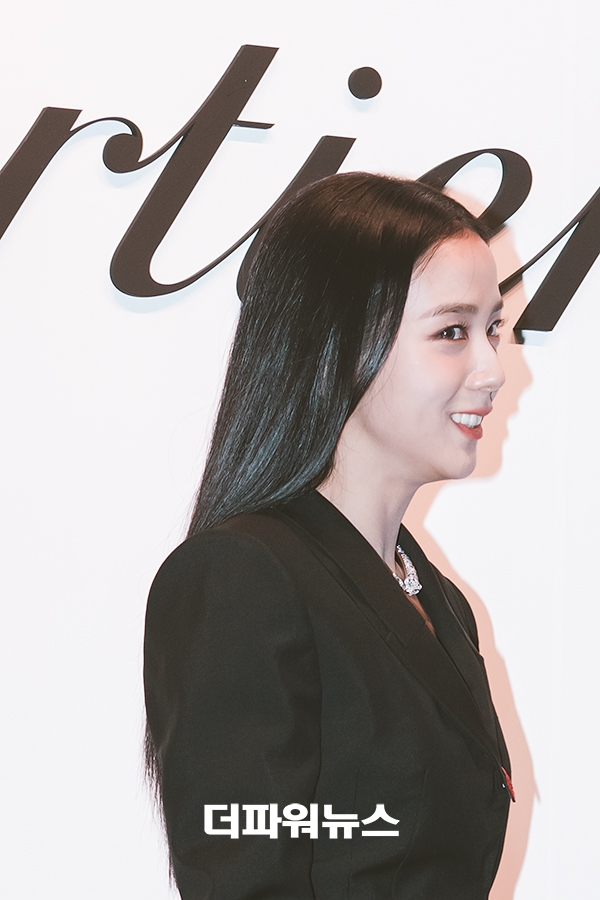 블랙핑크 지수, 오프닝 행사
