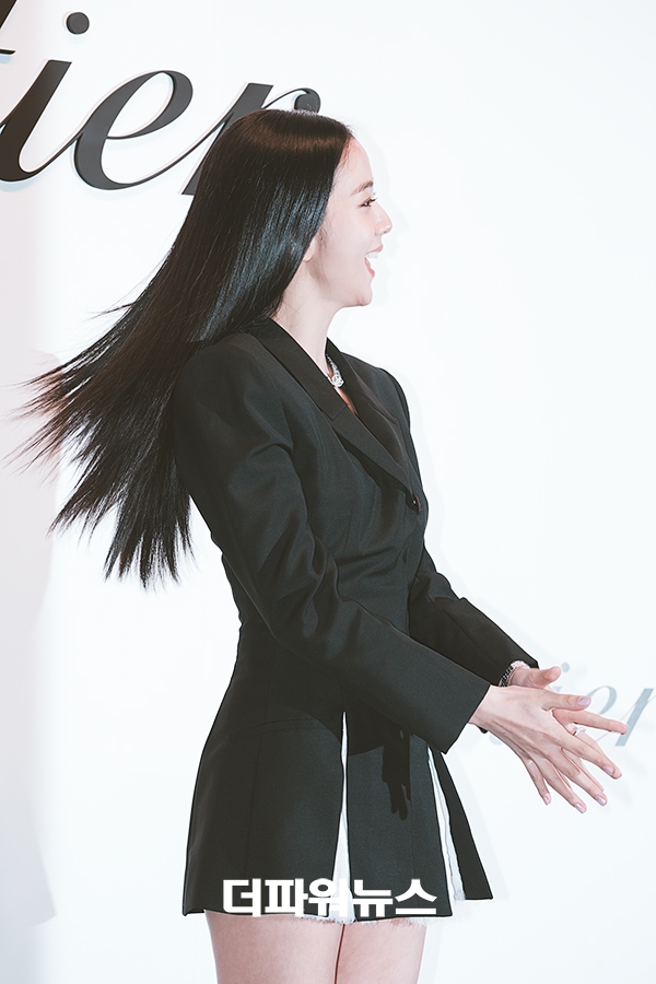 블랙핑크 지수, 오프닝 행사