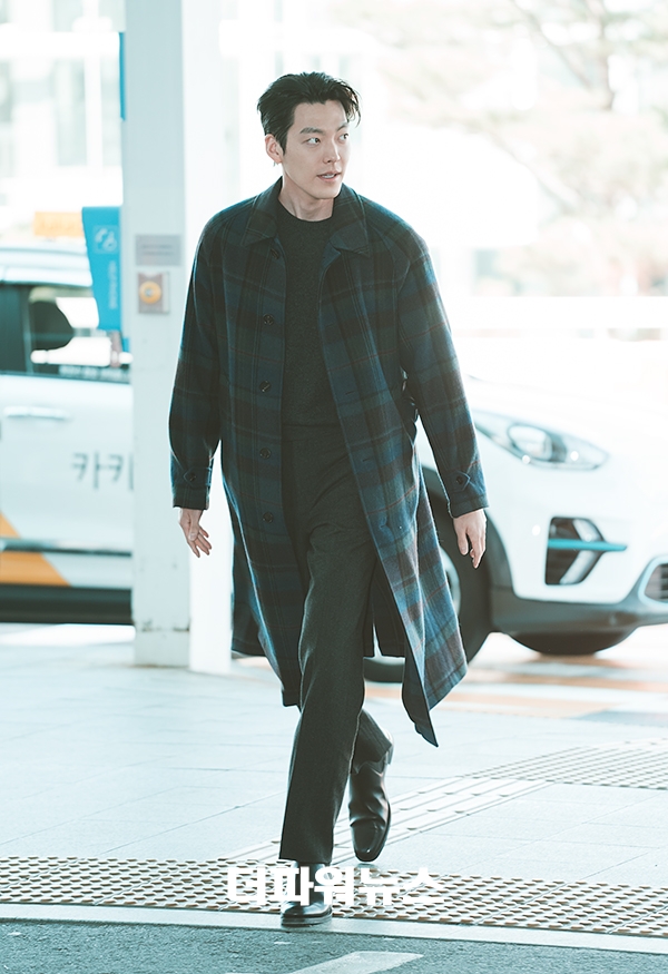 김우빈, 인천국제공항 출국
