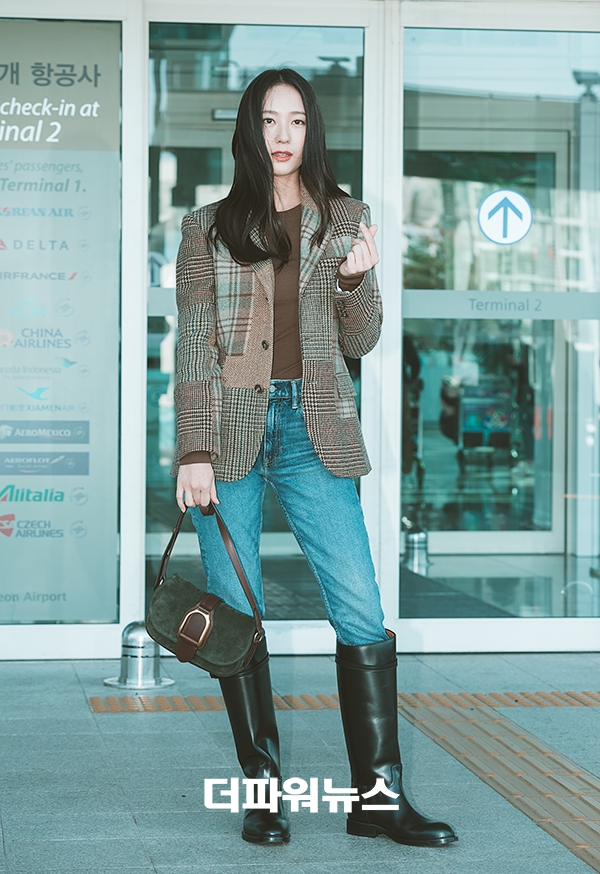 정수정, 인천국제공항 출국