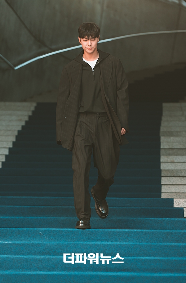 씨엔블루 강민혁 23SS 서울패션위크 송지오 패션쇼