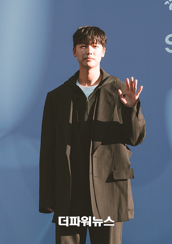씨엔블루 강민혁 23SS 서울패션위크 송지오 패션쇼