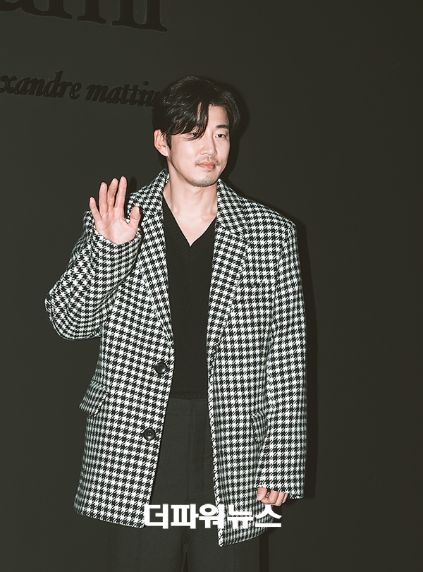윤계상, 패션쇼 포토월