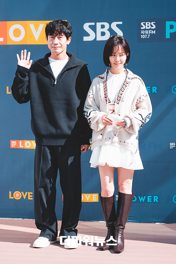 신하균-한지민, SBS 라디오 출근길
