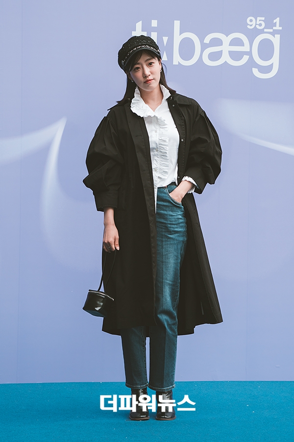 함은정, 23SS 서울패션위크 티백 패션쇼