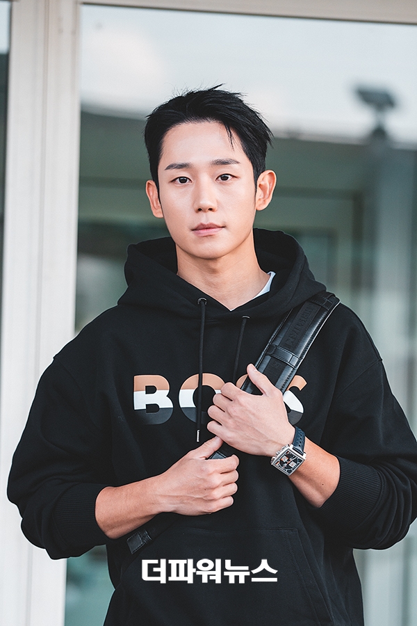 정해인, 인천국제공항 출국