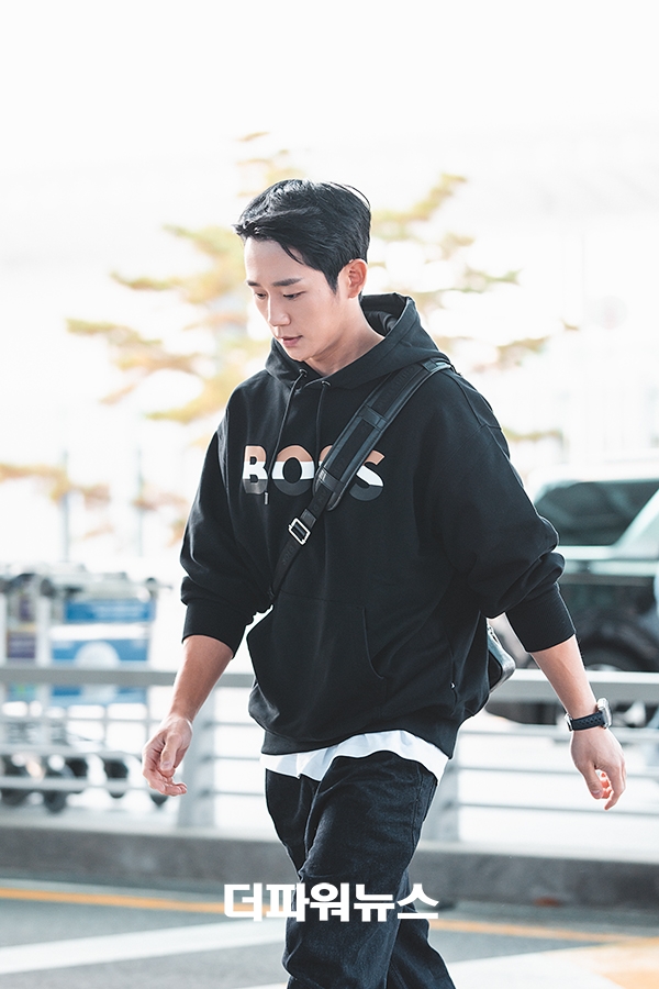 정해인, 인천국제공항 출국