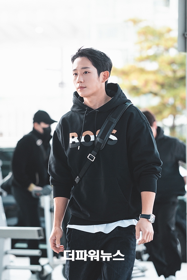 정해인, 인천국제공항 출국
