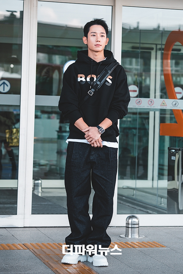 정해인, 인천국제공항 출국