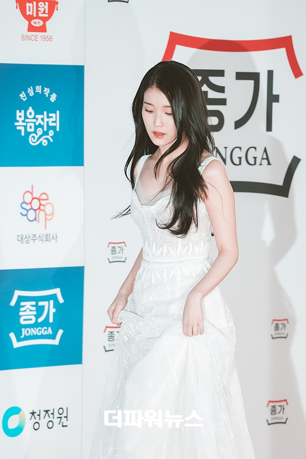 이지은(아이유), 청룡영화상 레드카펫