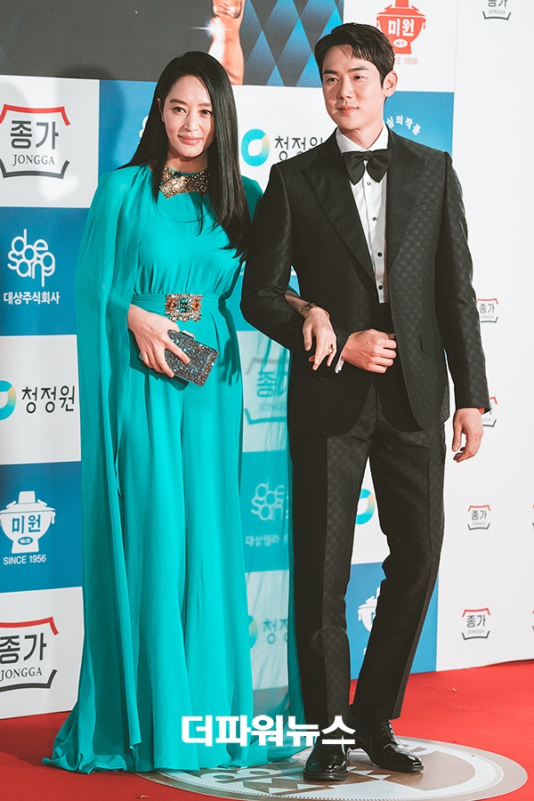 김혜수-유연석, 청룡영화상 레드카펫