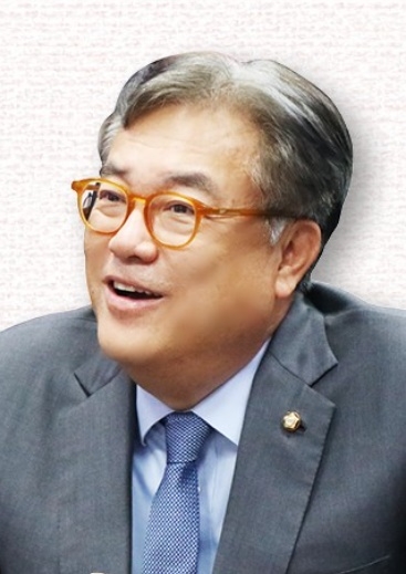 정진석 비상대책위원장.(사진=정진석 블로그)