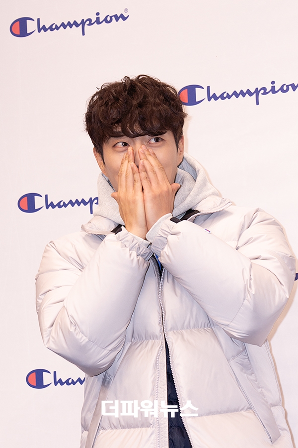 윤두준, 팬사인회