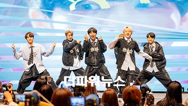 에이머스, 팬사인회 현장