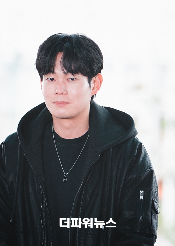 류경수, 인천국제공항 출국