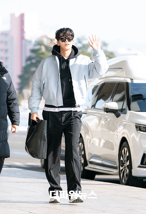 SF9 로운, 김포국제공항 출국